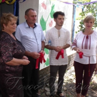 Зустрілися «Під дідовими липами»