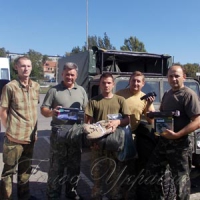 Побували на передовій з гуманітарною місією