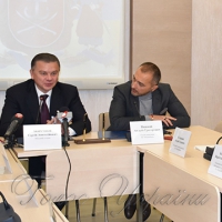 «Будуй своє» і роби це у власній країні