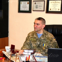 ...І виростають герої