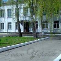Містяни переїжджають у село