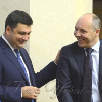Розслідувати факти розкрадання землі
