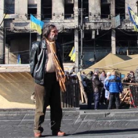 «Зі сцени лунало: «Ні — московському ярму, так — незалежності!»