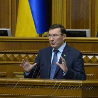 Юрій ЛУЦЕНКО: «Протестувати проти чинної влади — ваше право. Але треба припинити виконувати плани Москви»