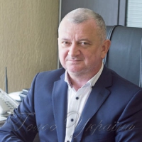 З розмахом і надією
