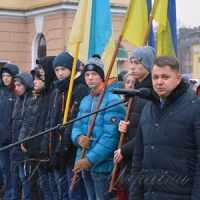 Потяг єднання знову вийшов на маршрут