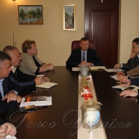 ...недаремно на «Різдво в Буші» запросили посадовців
