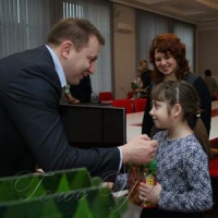 А додому повезуть казку