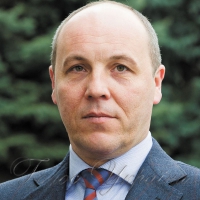 На Героїв Крут рівнятимуться всі наступні  покоління захисників Вітчизни