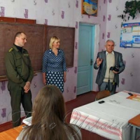 Учні взяли інтерв’ю у газетярів