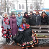 Поетесу перевдягли на ювілей