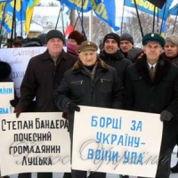 Від Дуди вимагали не підписувати скандальний документ