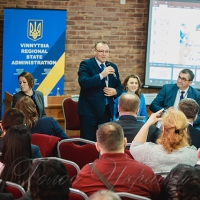 ...підприємців учили, як знайти дорогу на зарубіжні ринки