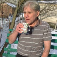 30 років не хворіє на грип Розповідь про «гарячого» чоловіка, який один раз у житті одягав пальто