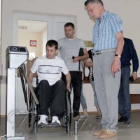Державні будівлі стають доступними для осіб з інвалідністю