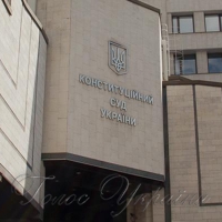 Позбавлення ветеранів праці пільг визнали конституційним