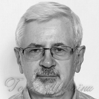 За крок до століття
