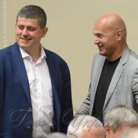 Разом ми докладемо всіх зусиль для звільнення кожного українця