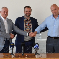 Навіщо ускладнювати успішний митний експеримент