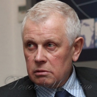 Покликання - служити народу