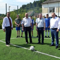 Відкрили спортмайданчик, заасфальтували дорогу