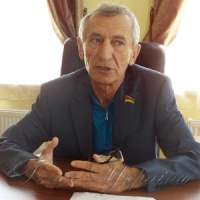 Сеймичі починають і зобов’язані виграти