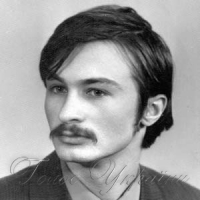 Коріння - у Срібній землі, а крона - на Дикому полі