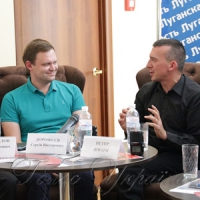 «Музику чути крізь стіни»