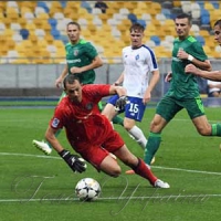 Фаворити виграли матчі на старті