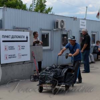 На допомогу приходять волонтери Червоного Хреста
