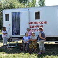 Амбулаторії на колесах доїхали до віддалених сіл