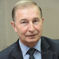 На ласий шматок завжди знайдеться роток