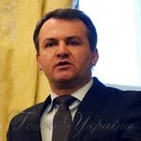 Щасливе майбутнє можна побудувати вдома