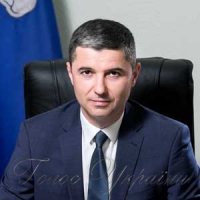У міста погляд  життєрадісний