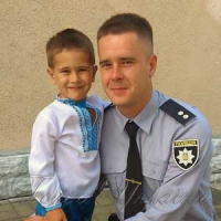«Щоб мій син не знав війни»
