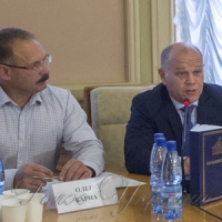 Парламентаризм не можна підмінювати провокуючими технологіями