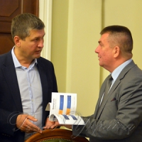 Як депутати оцінюють ефективність  парламентських функцій
