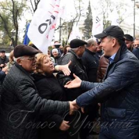 Олег Ляшко — прем’єру: «Спочатку дайте  тепло людям, а потім — чиновникам!»