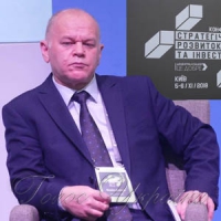 Навчатися і переймати досвід 