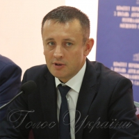 Прислухатися до пропозицій «знизу»...