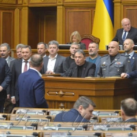 Боротися за повернення захоплених територій і за людей, які там залишаються