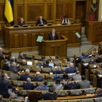 Верховна Рада затвердила Указ Президента про введення воєнного стану і прийняла рішення  про вибори Президента 31 березня 2019 року