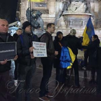 У Парижі відбулися протести проти агресії Росії...