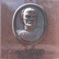 Лікар змінив долю міста