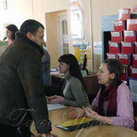 Запропонували роботу та розповіли про можливості й права