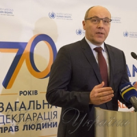 Дотримання прав людини творить гідність. А гідність творить майбутнє