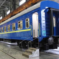 Покатаємося на «шестисотому» по... рейках