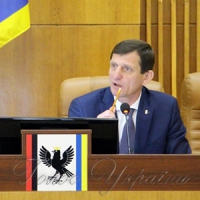 Першочергове завдання — зважений підхід до реформування основних галузей