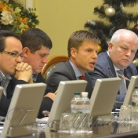 Пропонують продовжити мораторій  на продаж землі