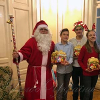 Святий Миколай вітає маленьких українців по всьому світу